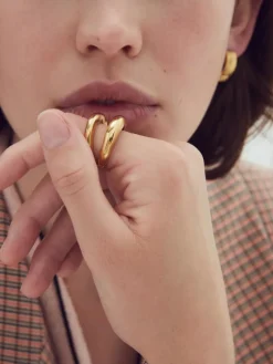 Atlas Ring