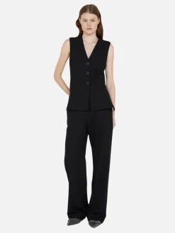 Mana Vest - Black