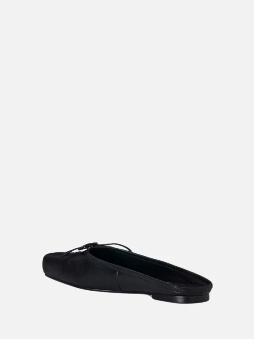 Yolanda - Black